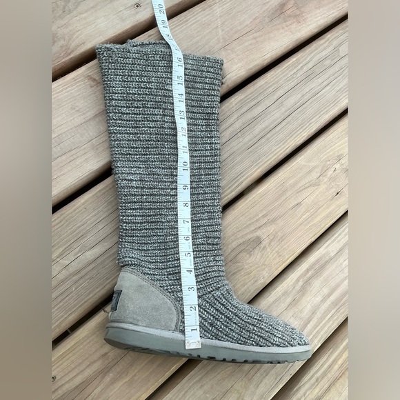 UGG knit boots 🔥🔥 - Picture 13 of 16